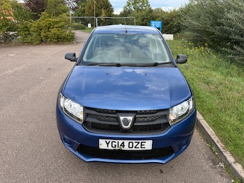 Used Dacia Sandero 2014 for sale - 75949918: Photo