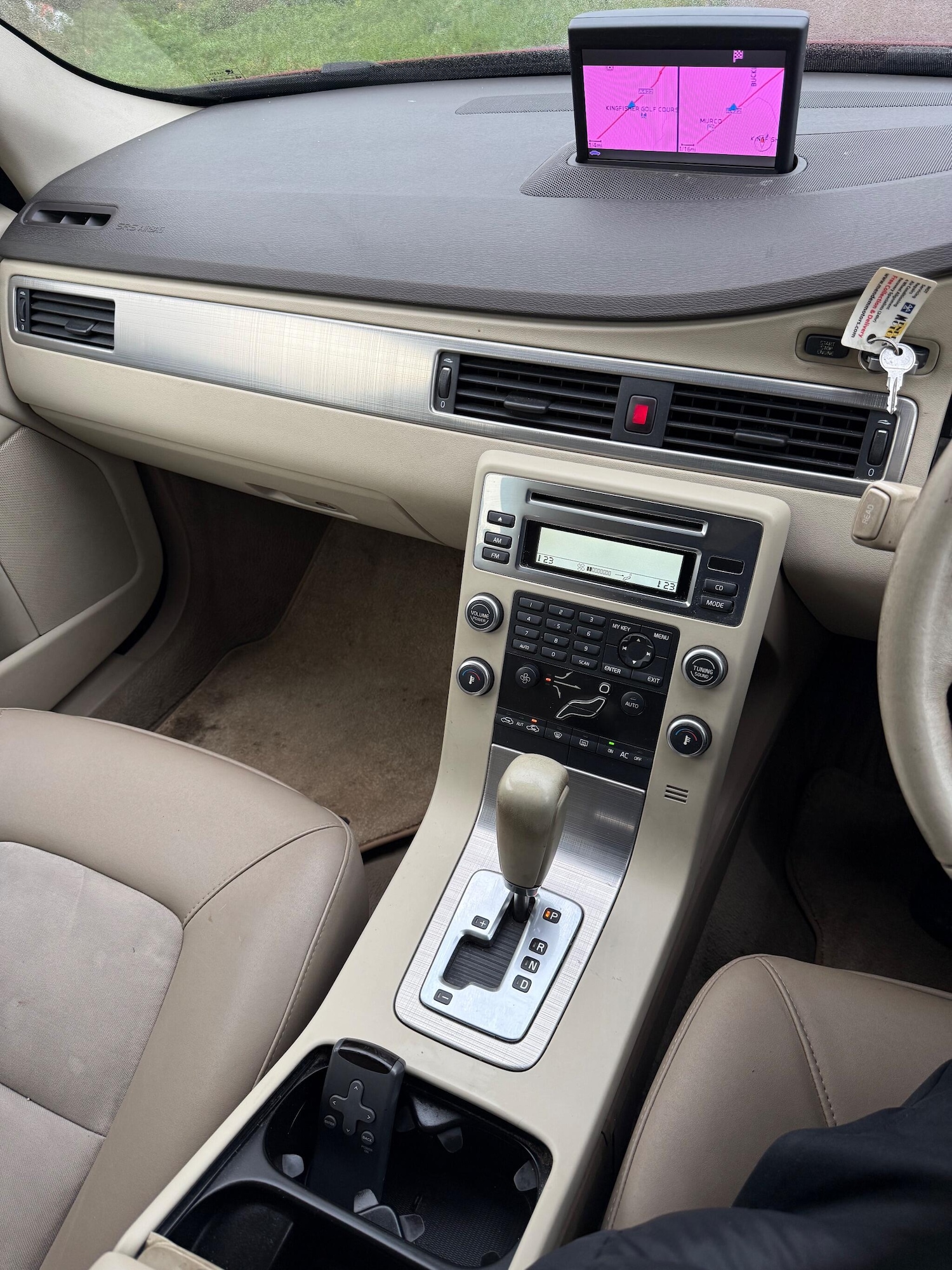 Used Volvo V70 2008 for sale - 76926244: Photo 10