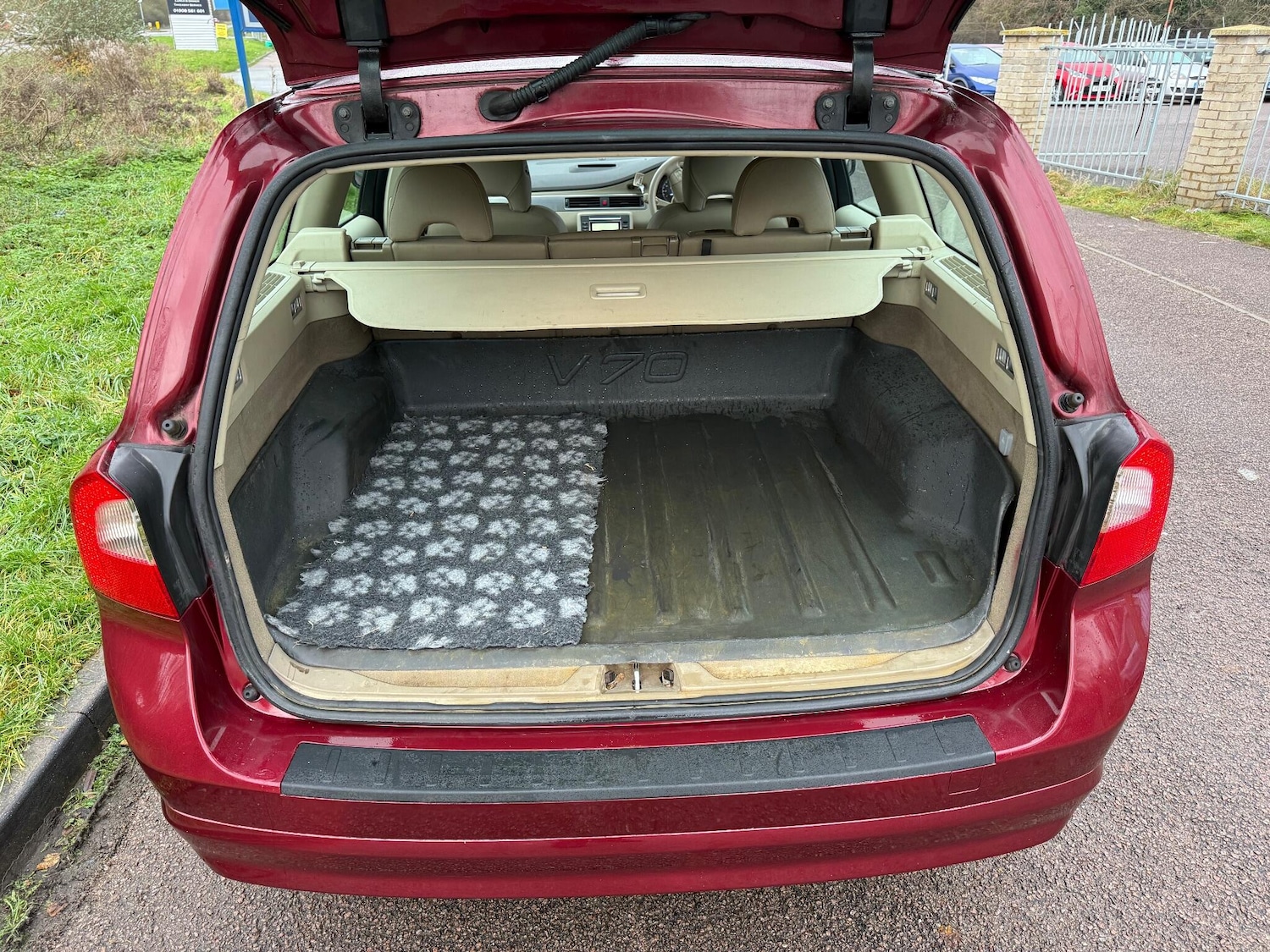 Used Volvo V70 2008 for sale - 76926244: Photo 15