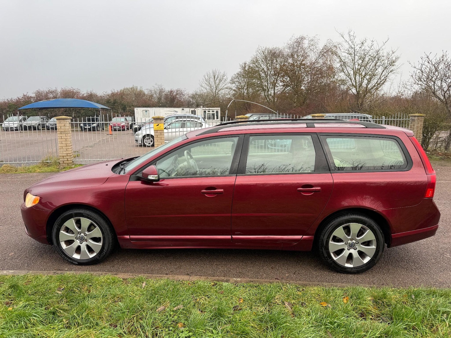 Used Volvo V70 2008 for sale - 76926244: Photo 5