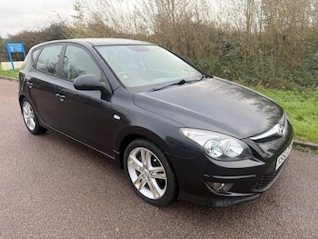 2010 (60) - 1.6 CRDi Premium 5dr