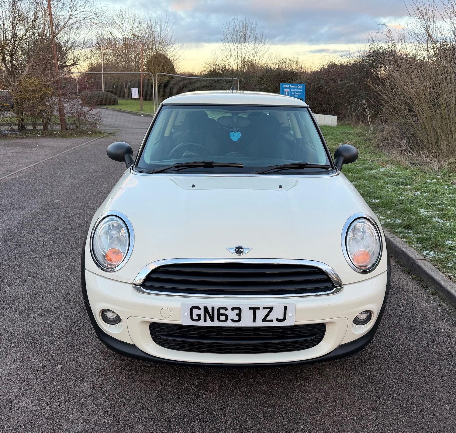 Used MINI Hatch 2013 for sale - 77101825: Photo 2