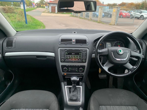 Used Skoda Octavia 2011 for sale - 76294582: Photo 9