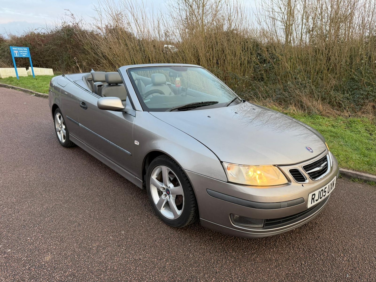 Used Saab 9-3 2005 for sale - 77156098: Photo 1