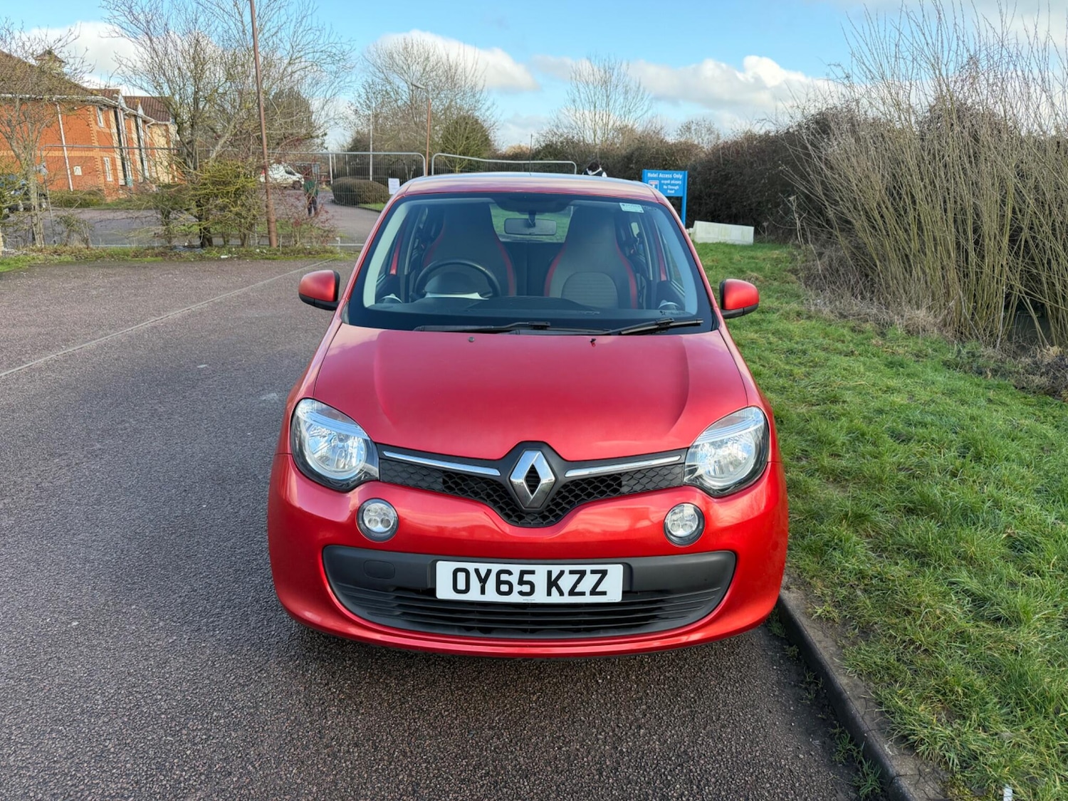Used Renault Twingo 2015 for sale - 77441086: Photo 2