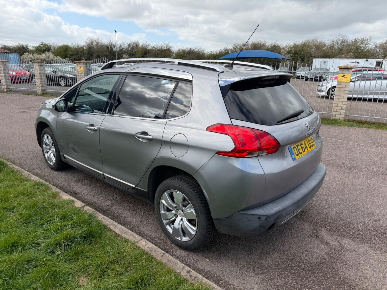 Used Peugeot 2008 2015 for sale - 78072267: Photo 4