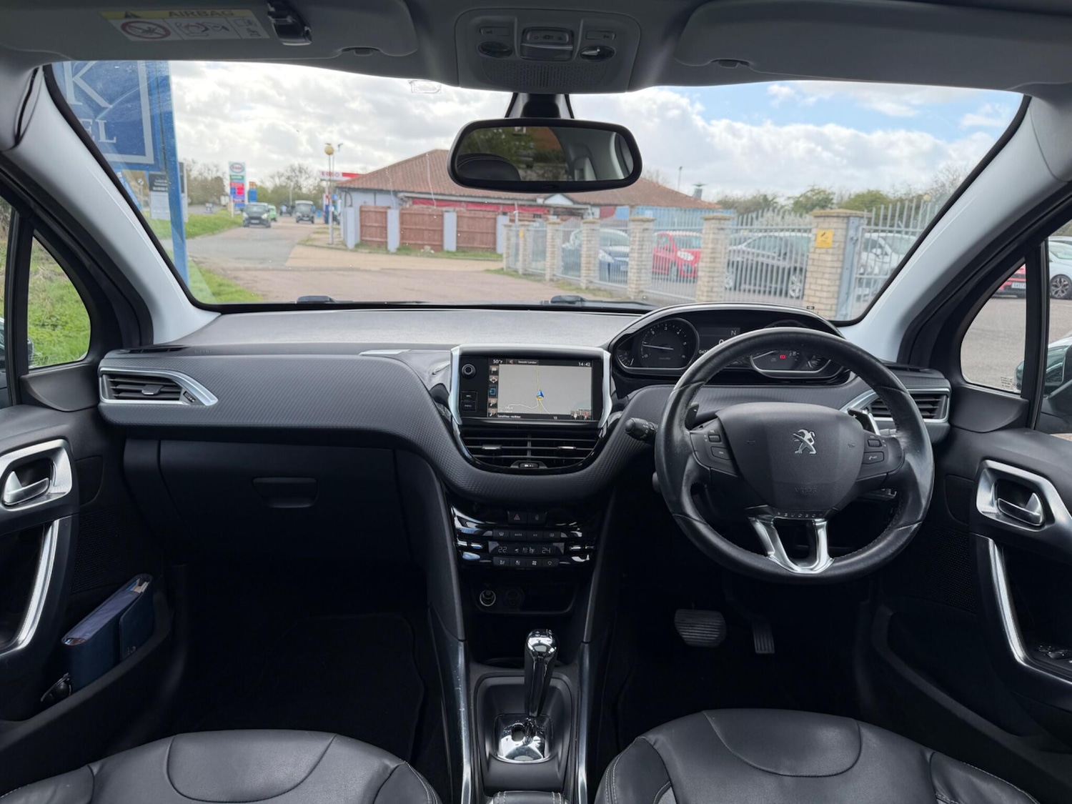 Used Peugeot 2008 2015 for sale - 78072267: Photo 9