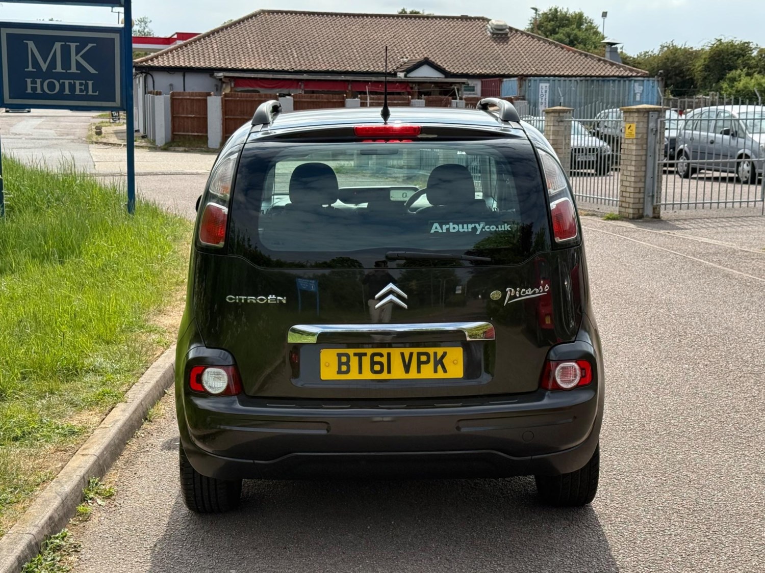 Vehicle 6