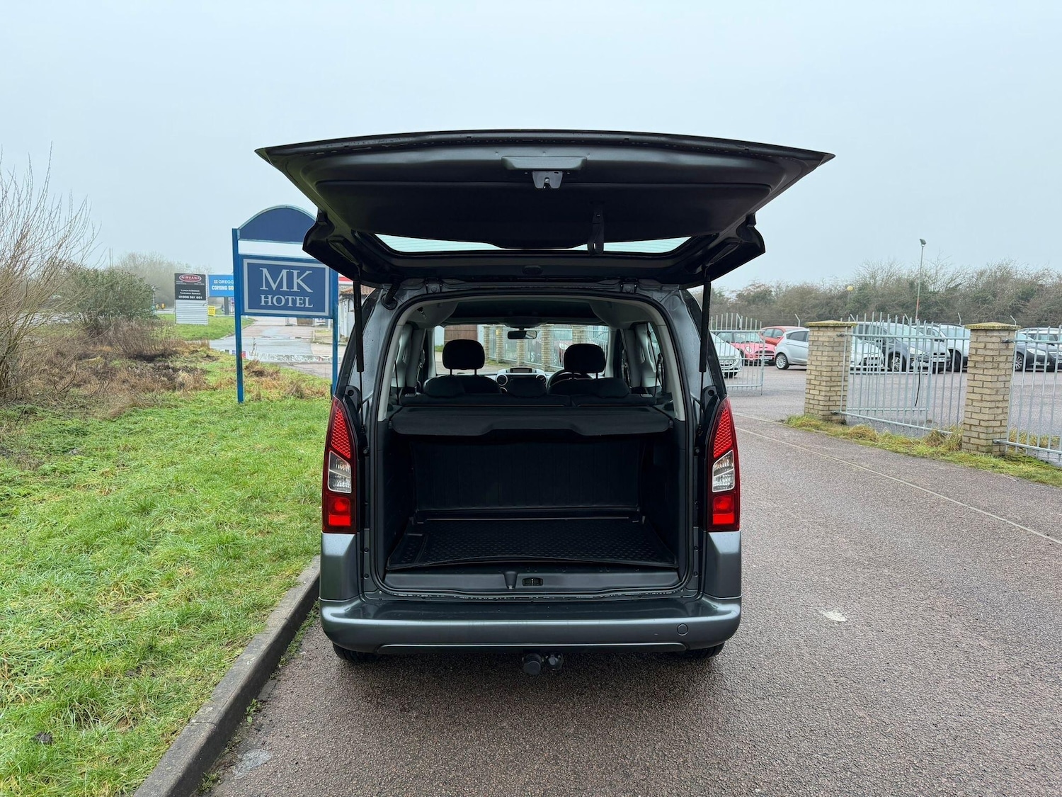 Used Peugeot Partner Tepee 2015 for sale - 77400702: Photo 17