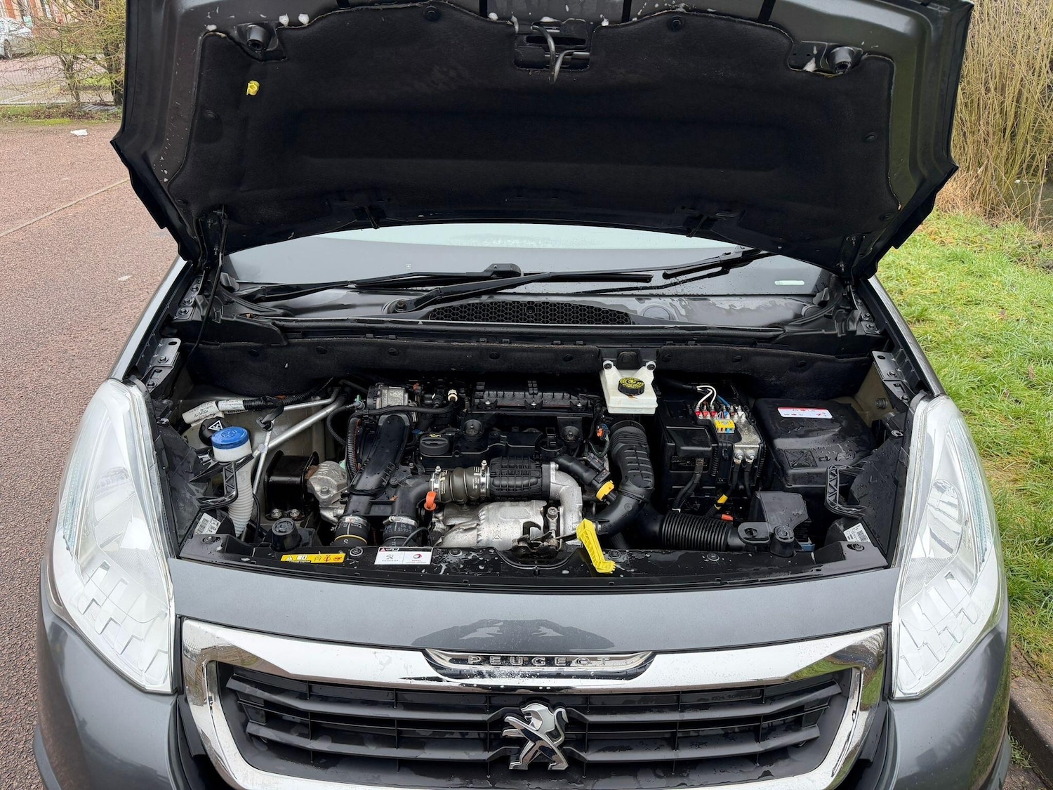 Used Peugeot Partner Tepee 2015 for sale - 77400702: Photo 19