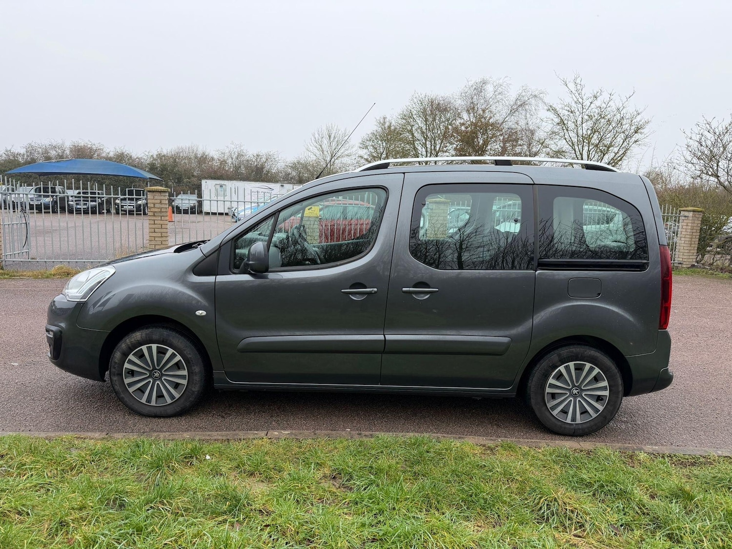 Used Peugeot Partner Tepee 2015 for sale - 77400702: Photo 5