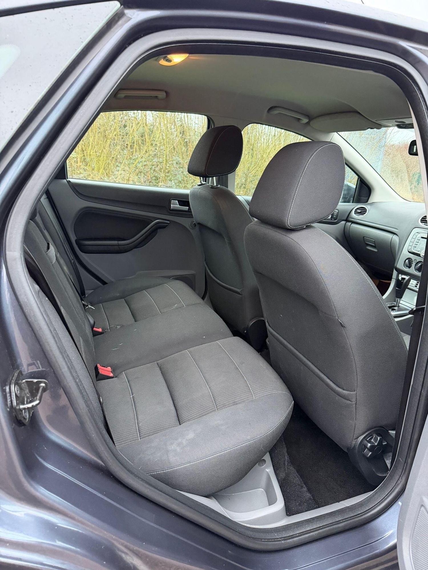 Used Ford Focus 2010 for sale - 77633021: Photo 16