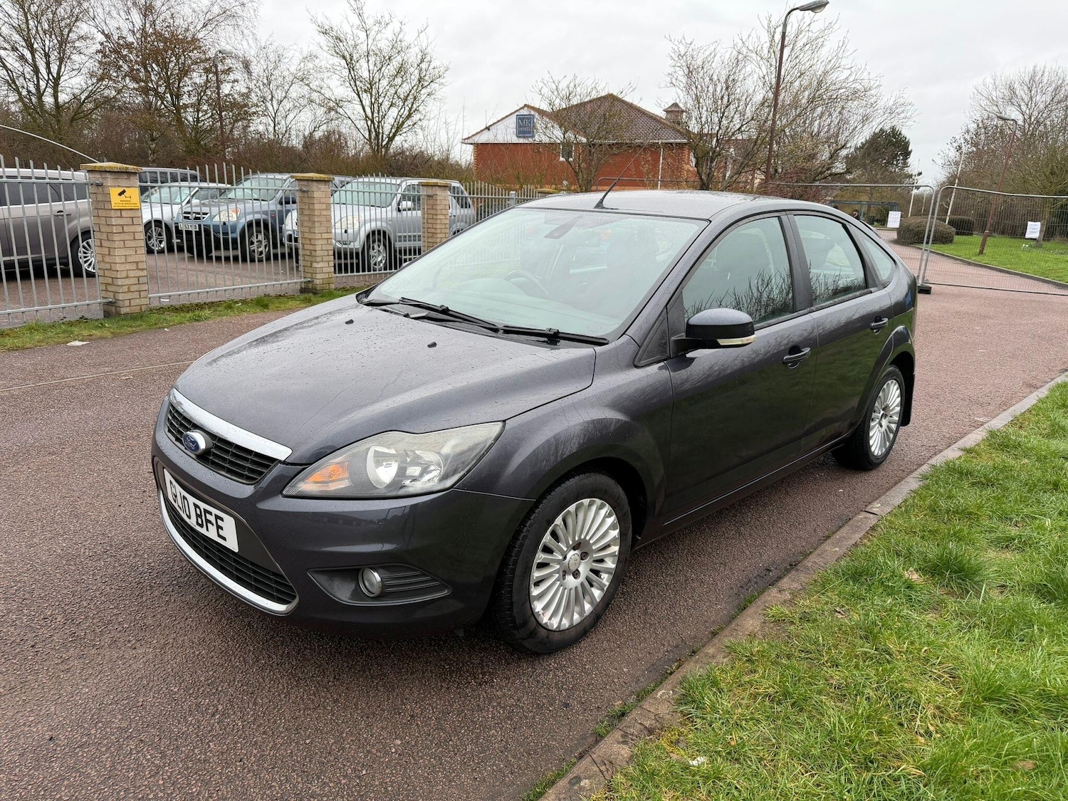 Used Ford Focus 2010 for sale - 77633021: Photo 3
