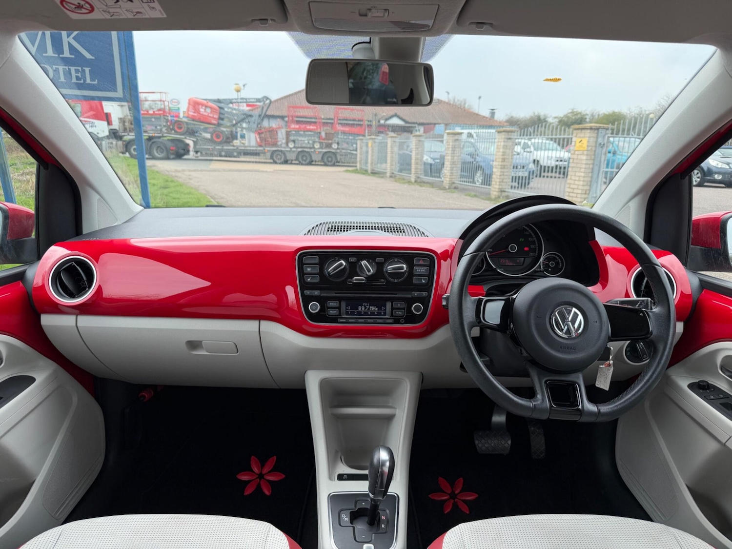 Used Volkswagen Touran 2026 for sale - 78034131: Photo 9