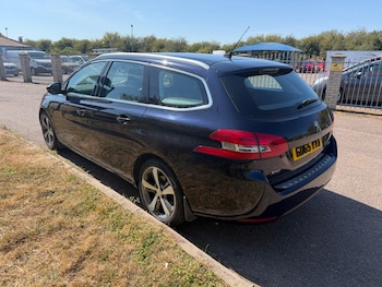 Used Peugeot 308 2015 for sale - 79465064: Photo