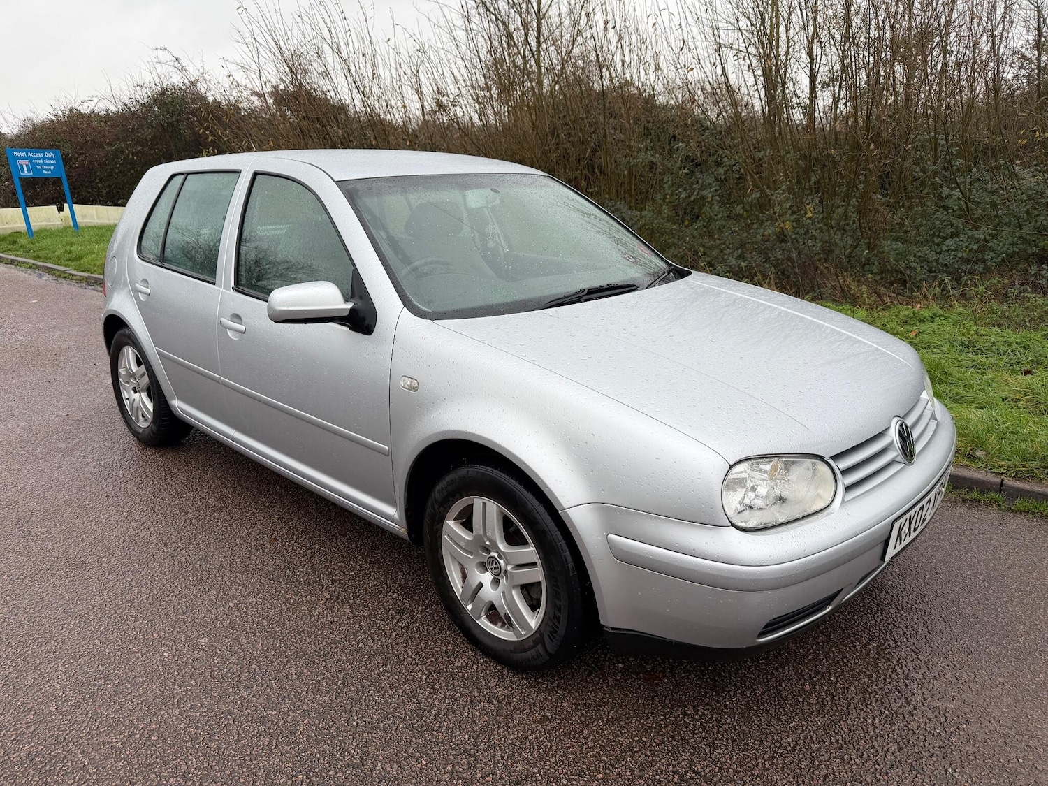 Used Volkswagen Golf 2002 for sale - 76964708: Photo 1