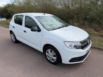 Used Dacia Sandero 2017 for sale - 79766521: Photo