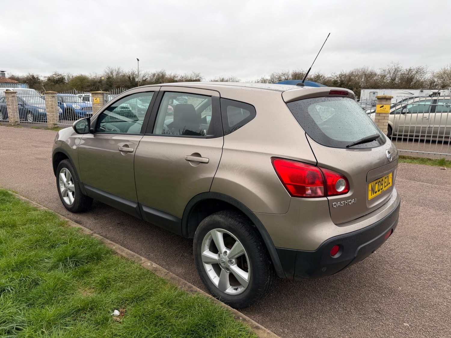 Used Nissan Qashqai 2009 for sale - 77898226: Photo 4