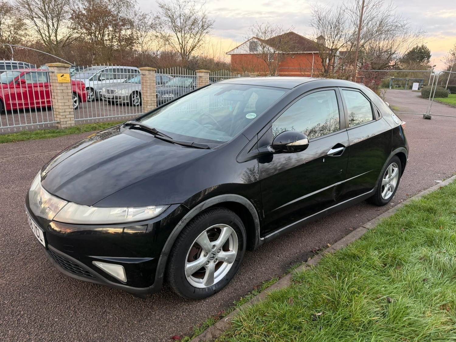 Used Honda Civic 2008 for sale - 76850463: Photo 3