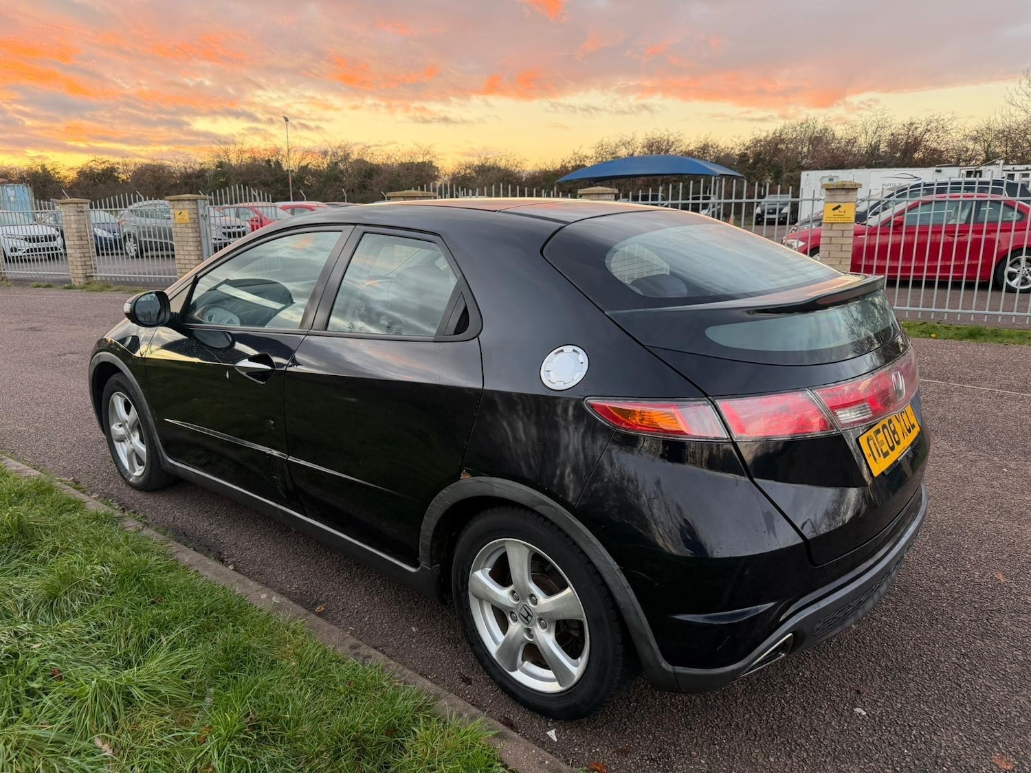 Used Honda Civic 2008 for sale - 76850463: Photo 5