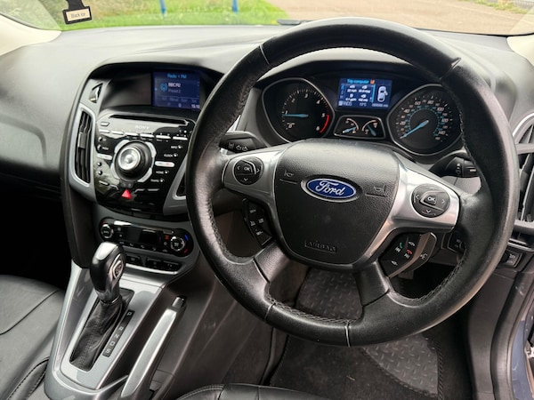 Used Ford Focus 2012 for sale - 76307758: Photo 10