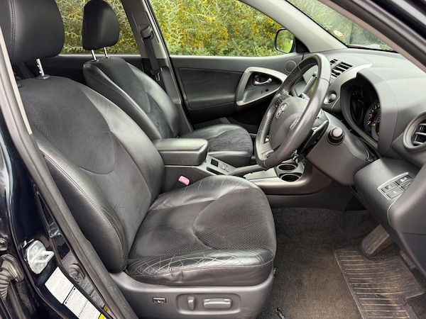 Used Toyota RAV4 2011 for sale - 76239013: Photo 13