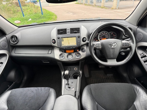 Used Toyota RAV4 2011 for sale - 76239013: Photo 8