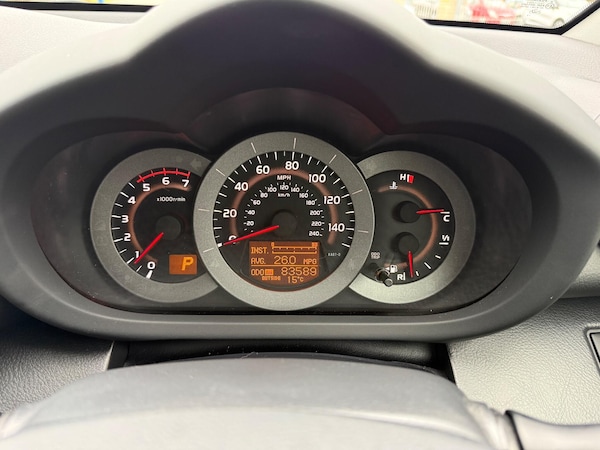Used Toyota RAV4 2011 for sale - 76239013: Photo 9