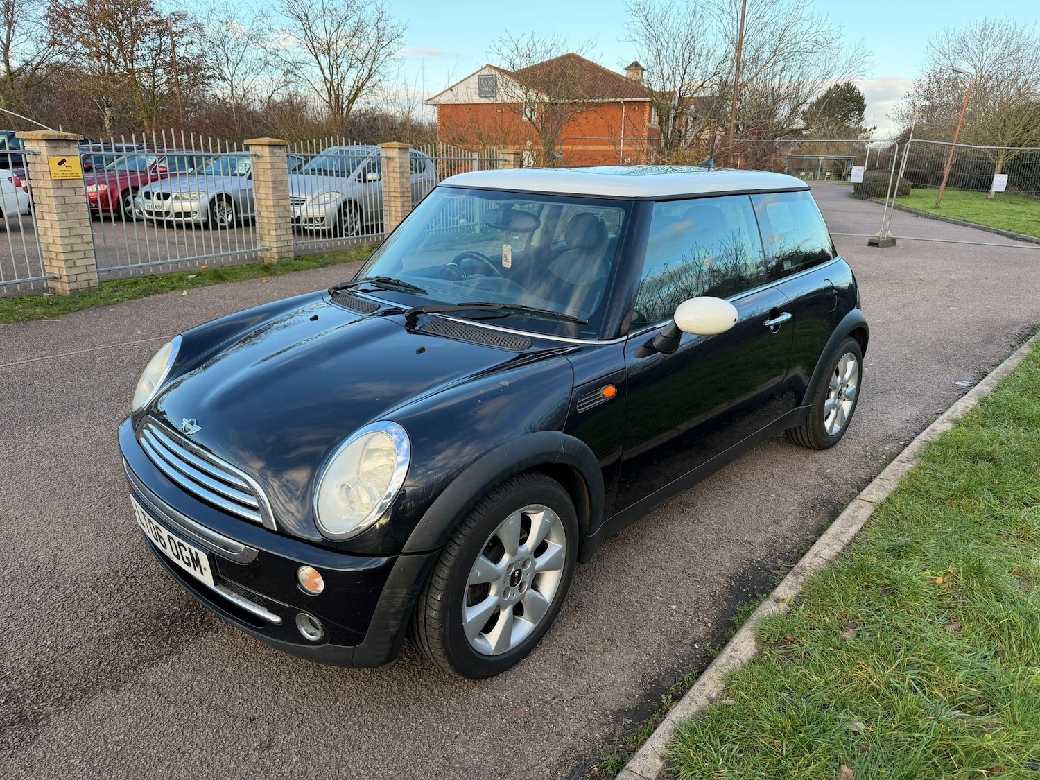 Used MINI Hatch 2006 for sale - 77057293: Photo 3