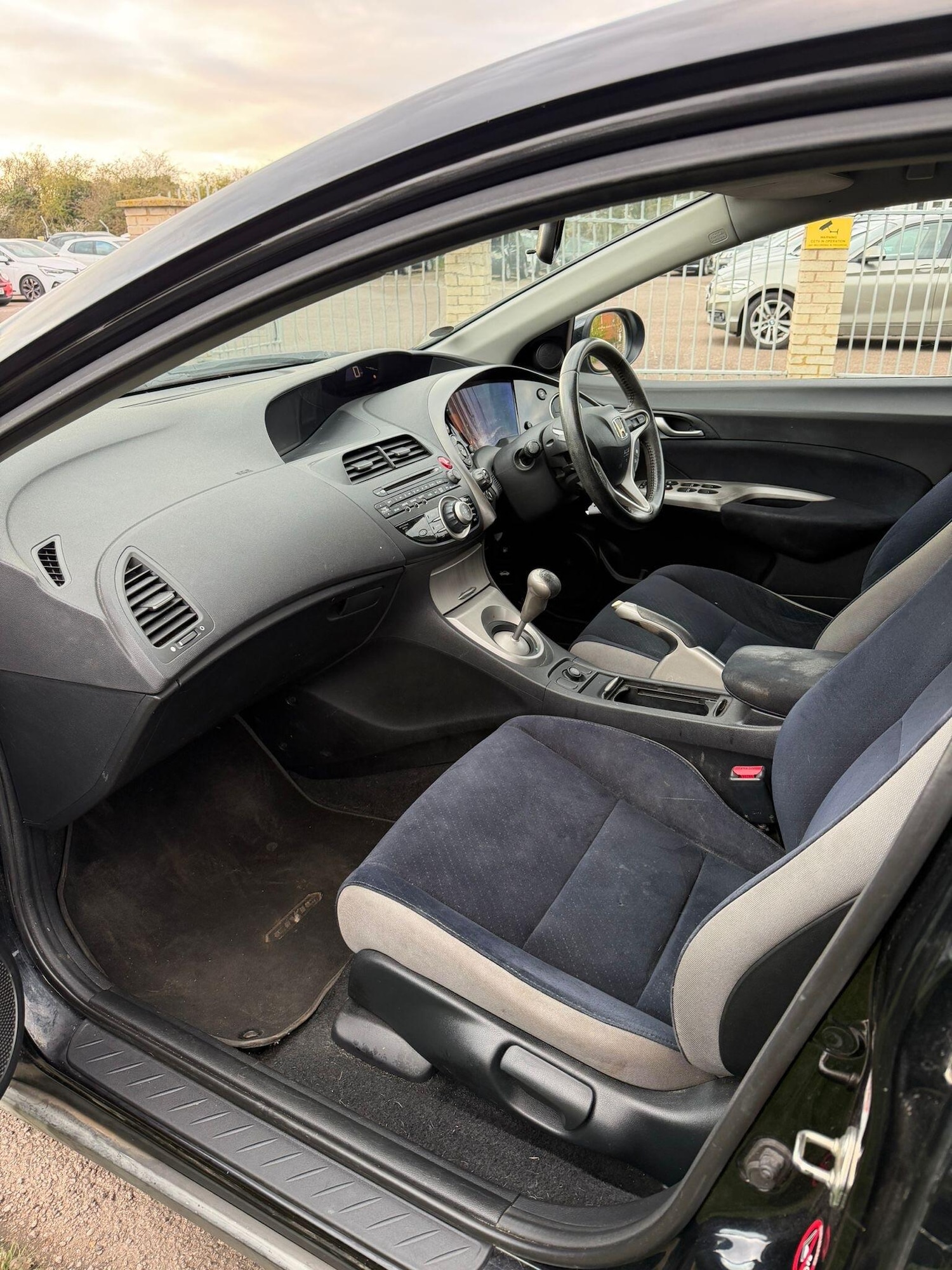 Used Honda Civic for sale - 78136080: Photo 13