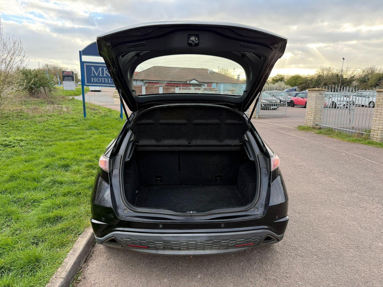 Used Honda Civic for sale - 78136080: Photo 17