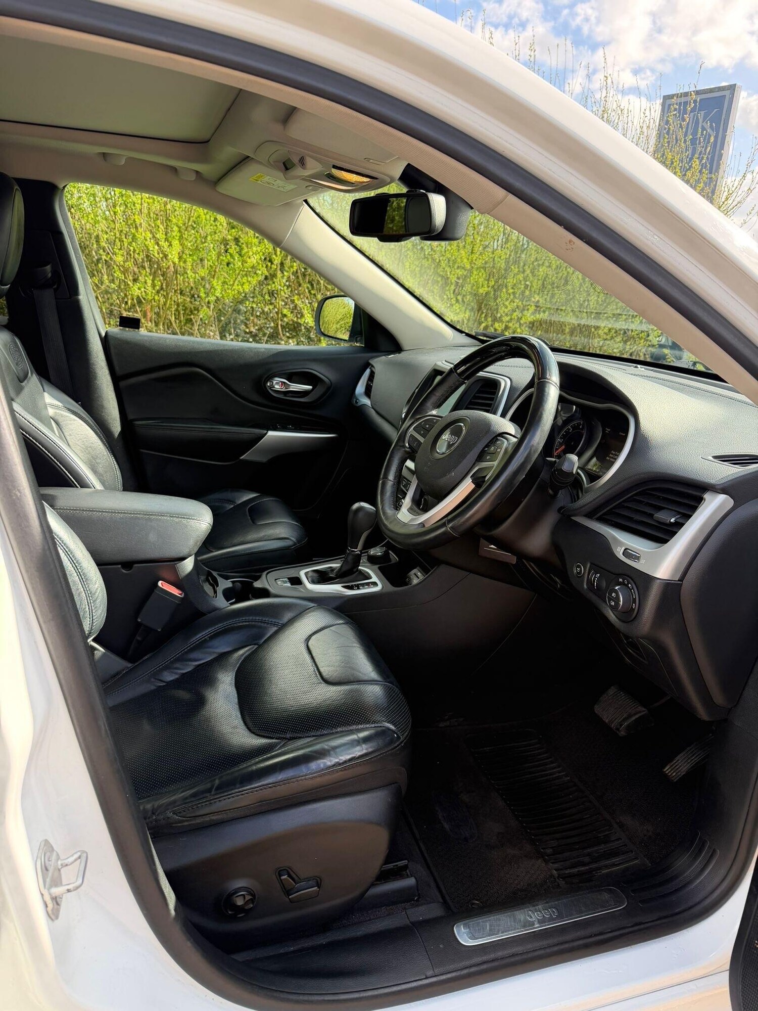 Used Jeep Cherokee for sale - 78214568: Photo 15