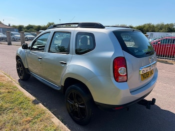 Used Dacia Duster 2014 for sale - 79236507: Photo