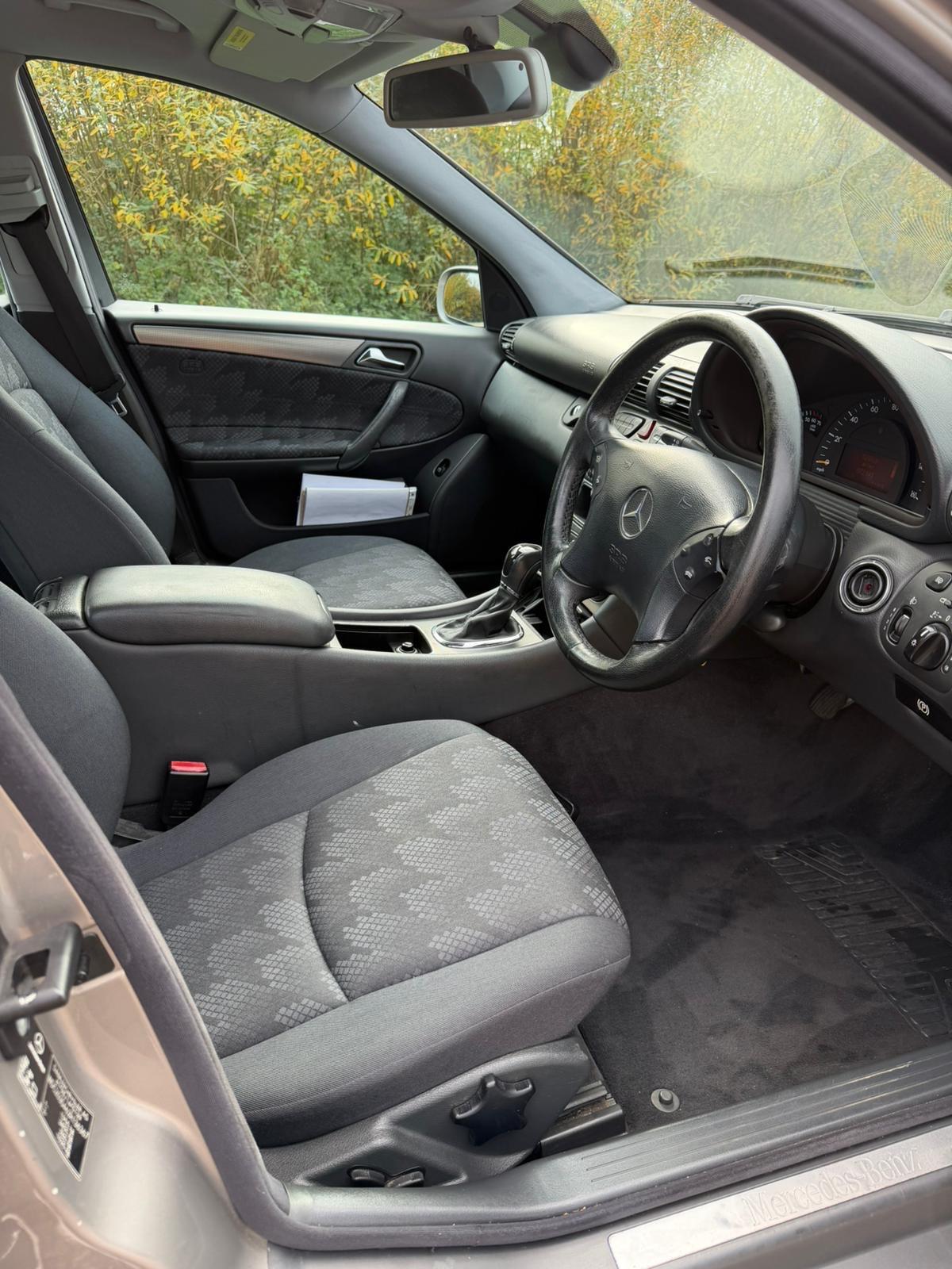 Used Mercedes-Benz C Class 2004 for sale - 76485031: Photo 11