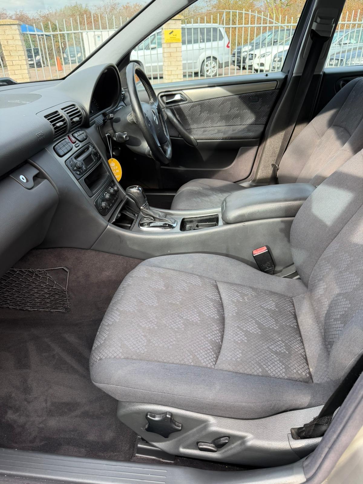 Used Mercedes-Benz C Class 2004 for sale - 76485031: Photo 14