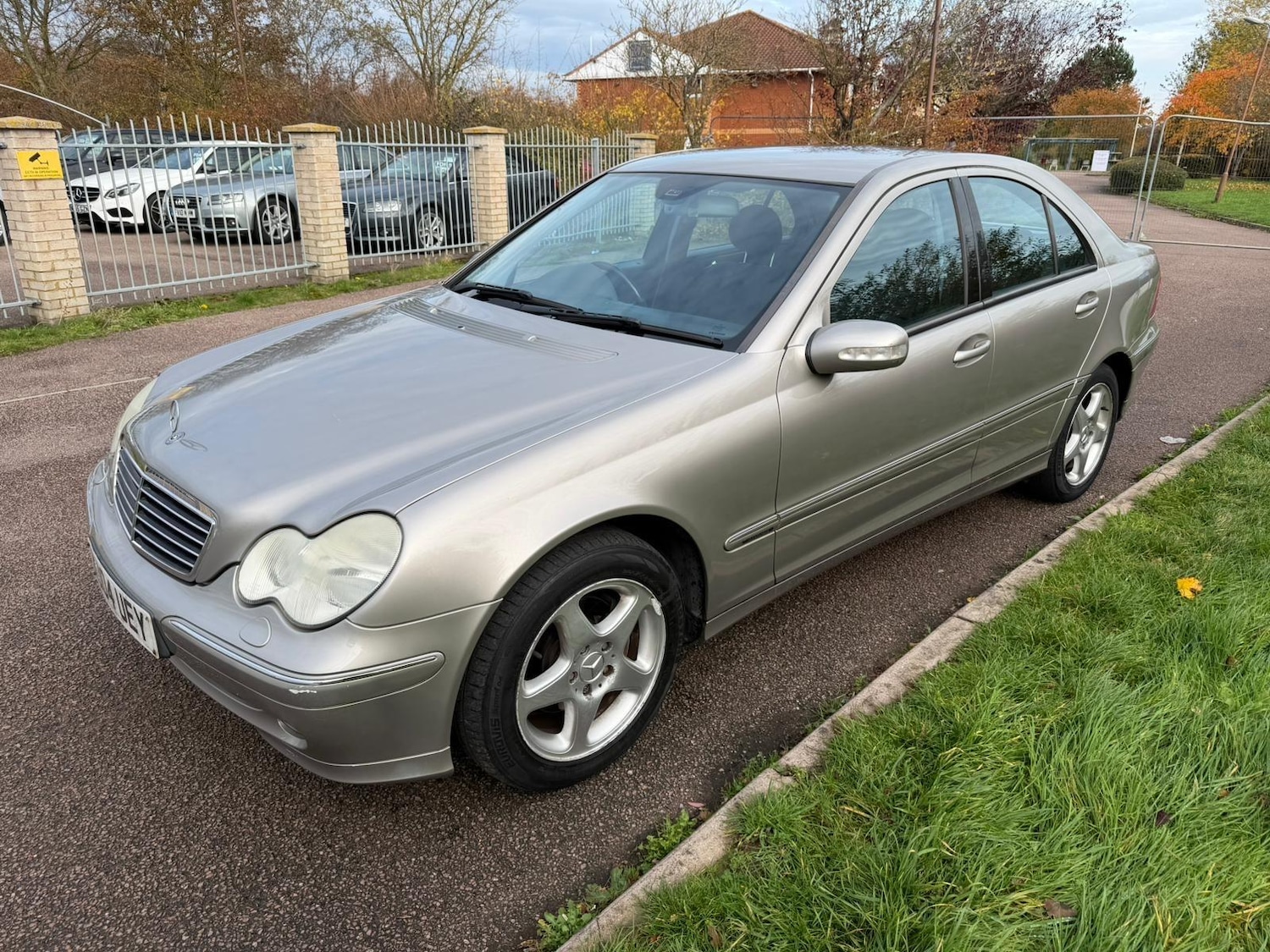 Used Mercedes-Benz C Class 2004 for sale - 76485031: Photo 3