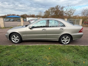 Used Mercedes-Benz C Class 2004 for sale - 76485031: Photo