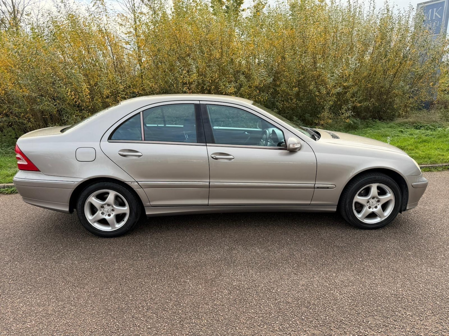 Used Mercedes-Benz C Class 2004 for sale - 76485031: Photo 8