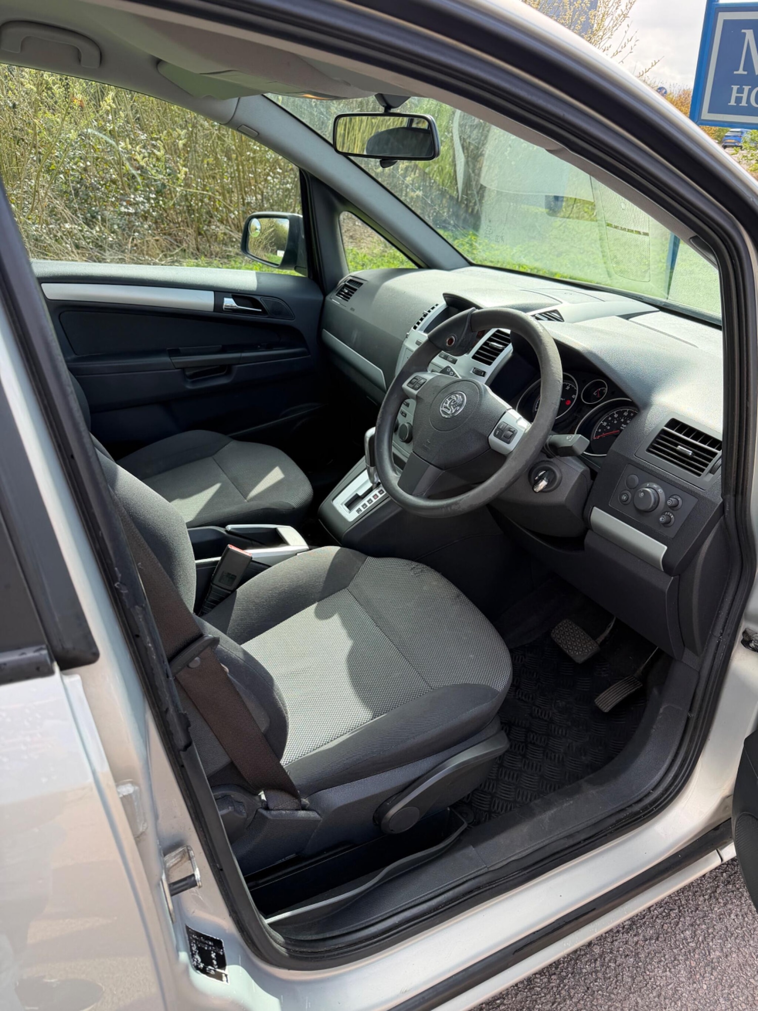 Used Vauxhall Zafira 2010 for sale - 78034786: Photo 14