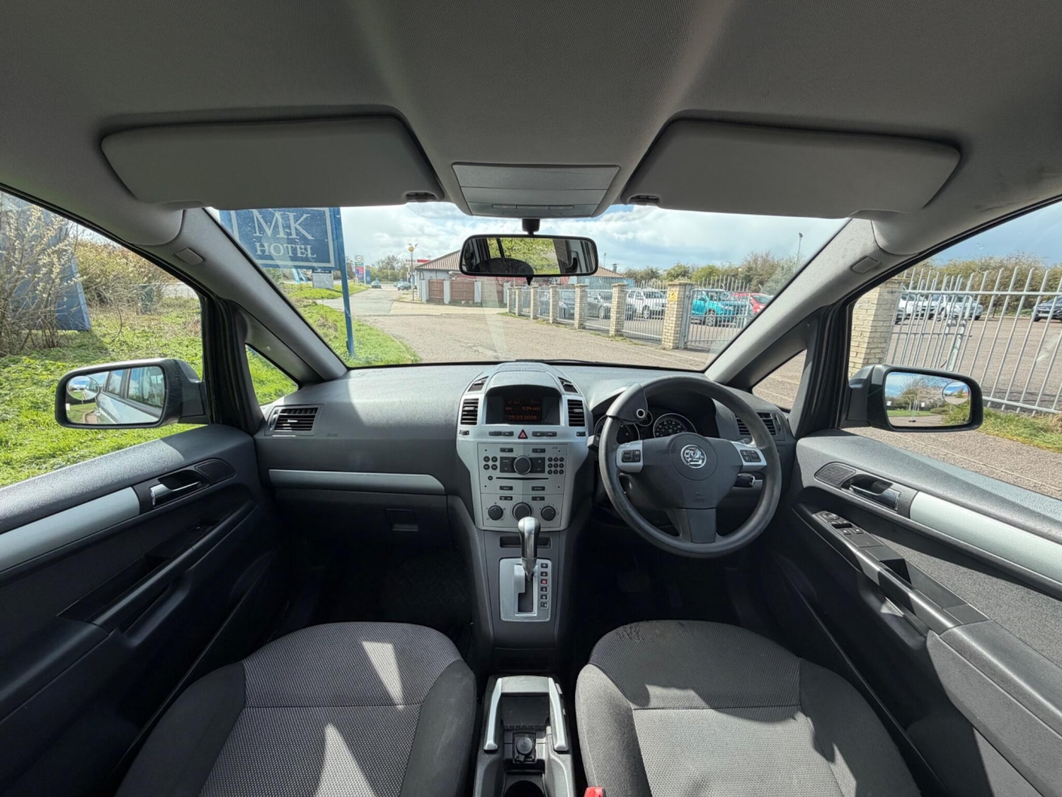 Used Vauxhall Zafira 2010 for sale - 78034786: Photo 9