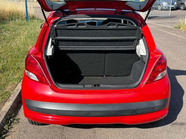 Used Peugeot 207 2010 for sale - 76314908: Photo 14