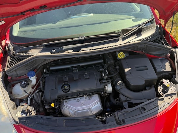 Used Peugeot 207 2010 for sale - 76314908: Photo 15