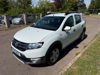 Used Dacia Sandero Stepway 2015 for sale - 75215182: Photo