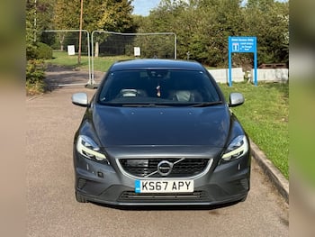 Used Volvo V40 2017 for sale - 79860028: Photo
