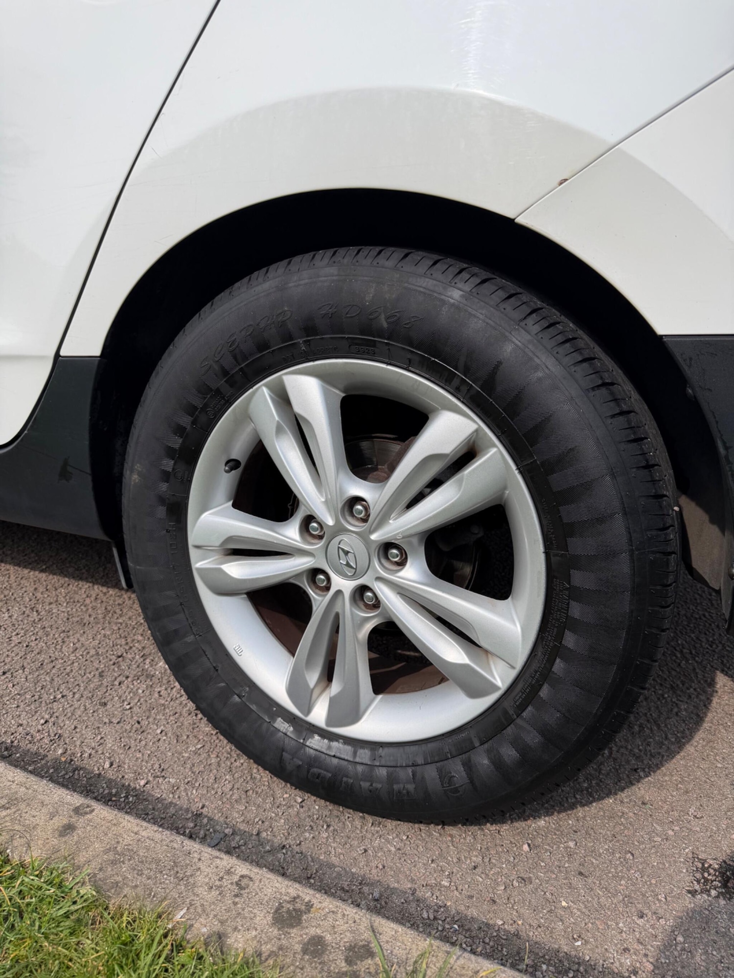 Used Hyundai Ix35 2012 for sale - 78034410: Photo 23