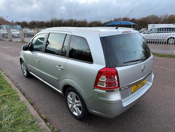 Used Vauxhall Zafira 2010 for sale - 76432756: Photo
