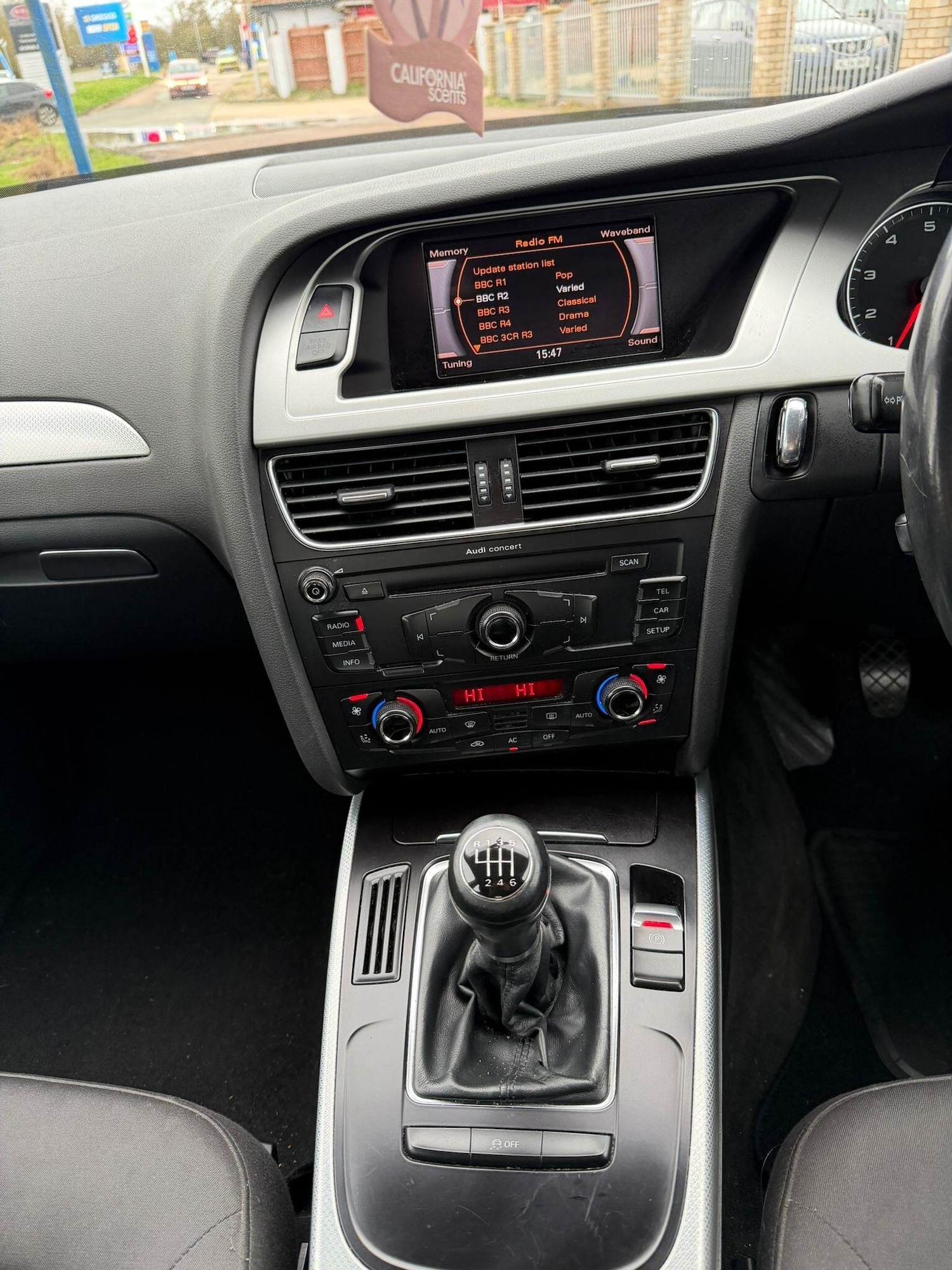 Used Audi A4 2011 for sale - 77633651: Photo 12