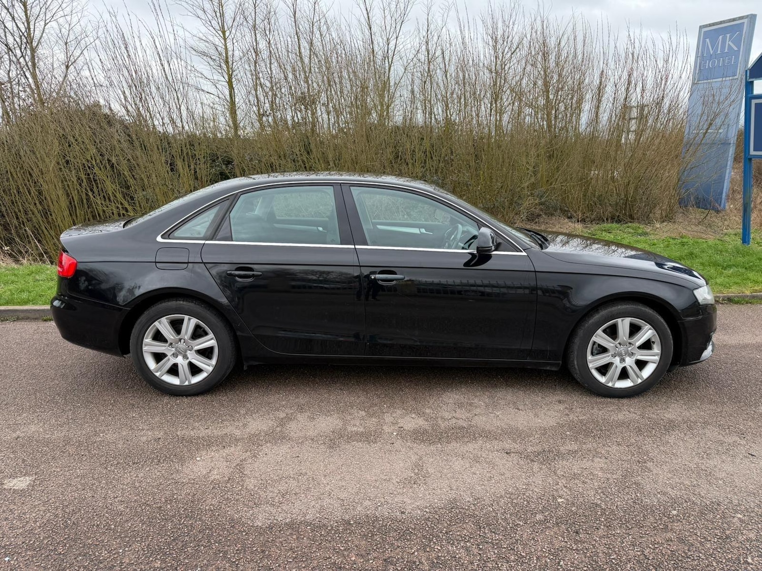 Used Audi A4 2011 for sale - 77633651: Photo 8