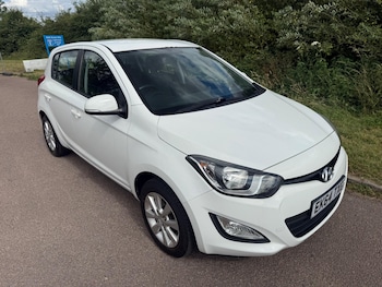 Used Hyundai i20 2014 for sale - 79074829: Photo