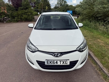 Used Hyundai i20 2014 for sale - 79074829: Photo
